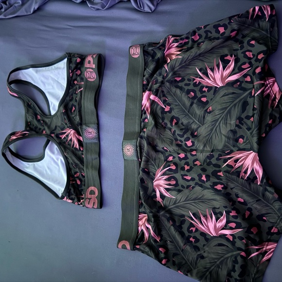 PSD Workout set - Picture 2 of 2